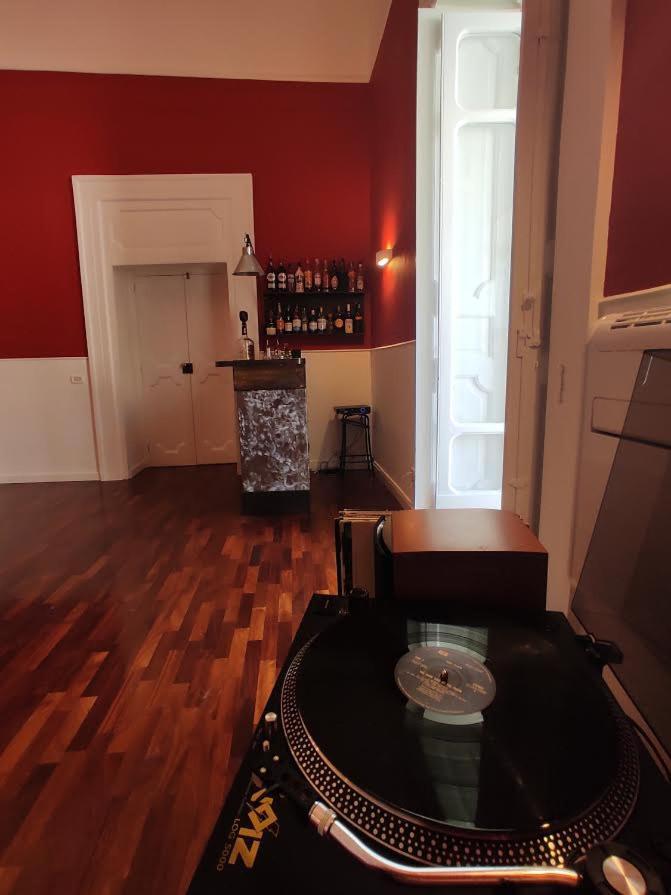 B&B Palazzo Mirelli Napoli Bagian luar foto